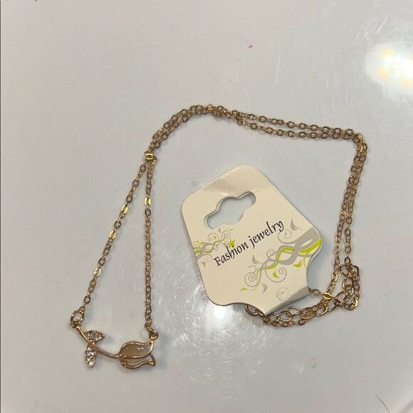 Gold Fashion Jewelry Necklace - Picture 1 of 2